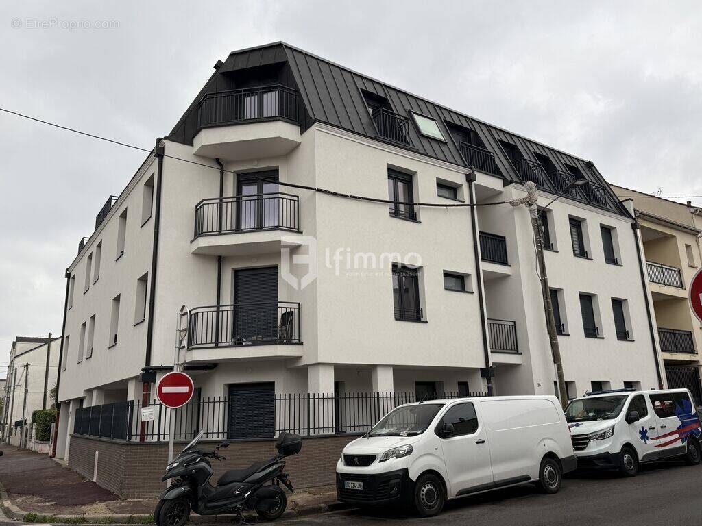 Appartement à TREMBLAY-EN-FRANCE