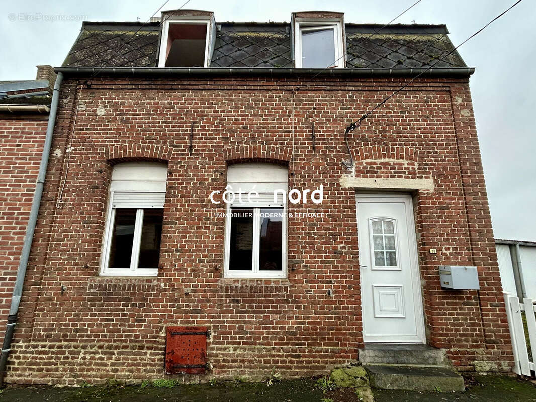 Maison à MONTIGNY-EN-CAMBRESIS