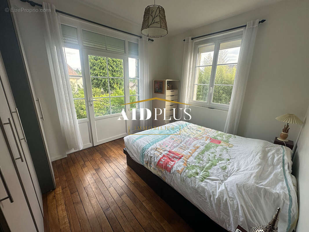 Maison à SAINT-LEU-LA-FORET