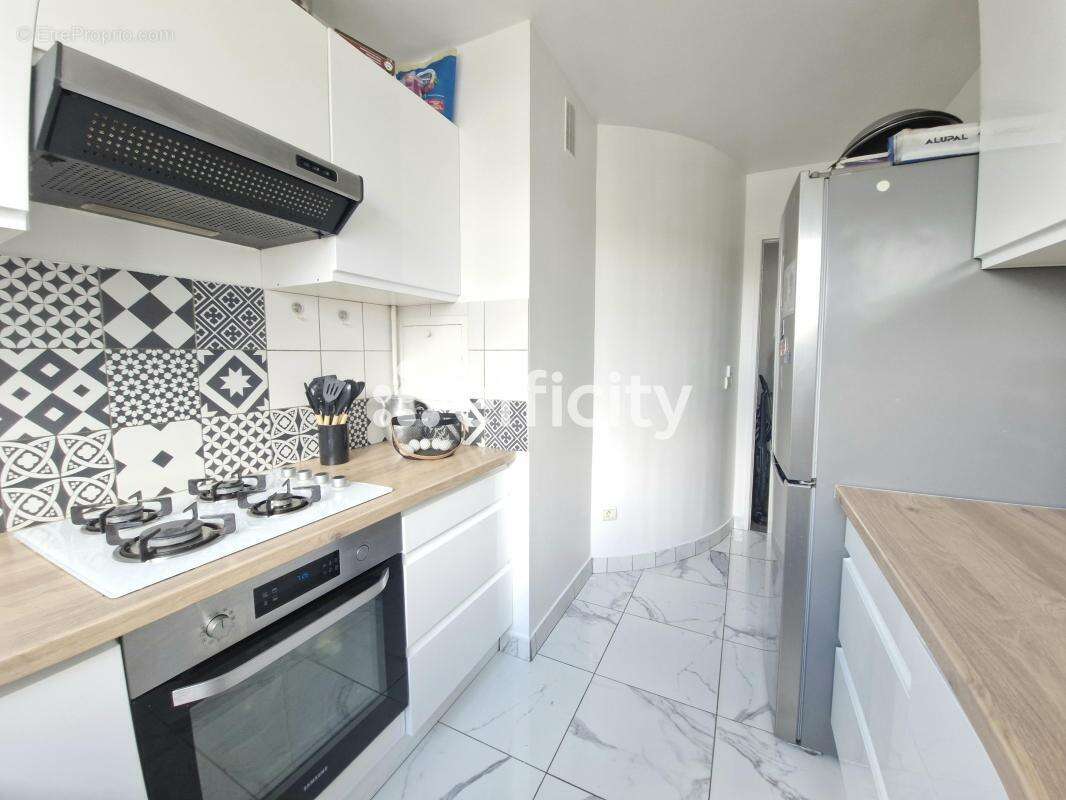 Appartement à BONDY