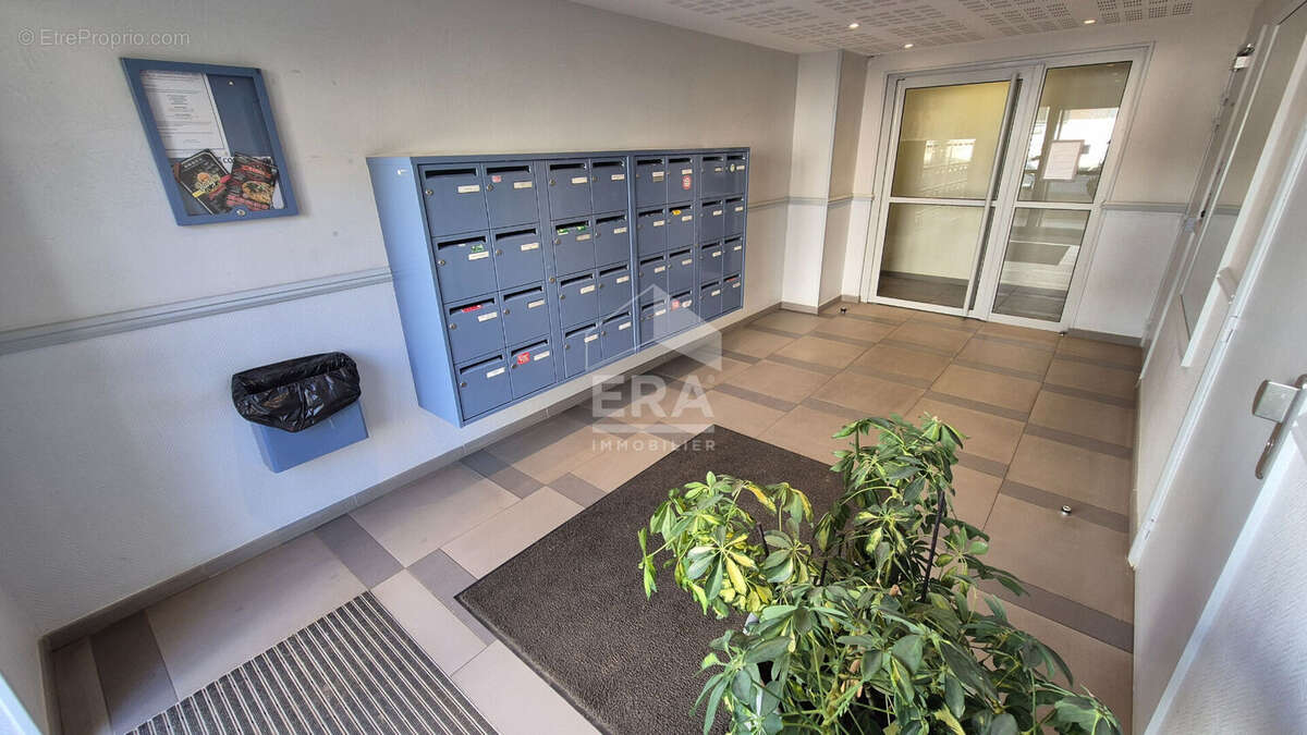 Appartement à BRIE-COMTE-ROBERT