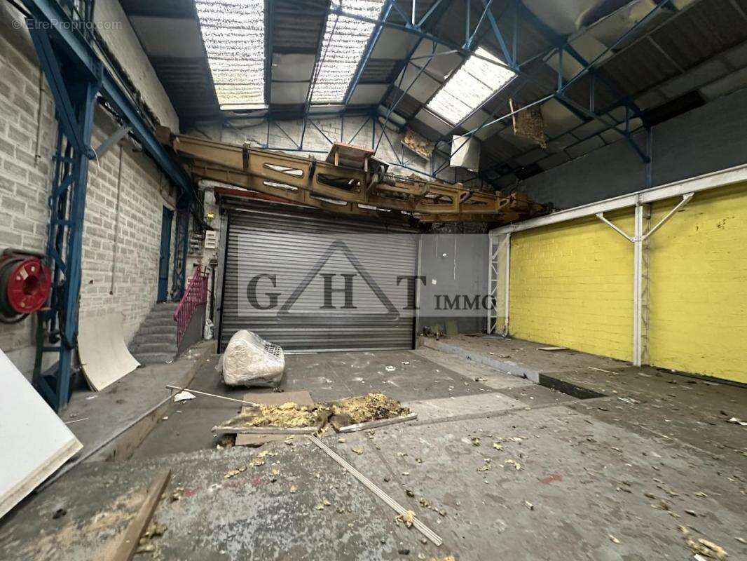 Commerce à ROMAINVILLE