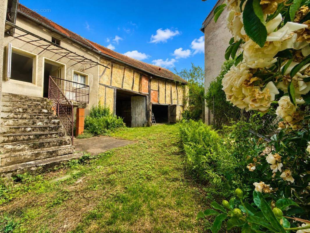 Maison à GISSEY-SOUS-FLAVIGNY
