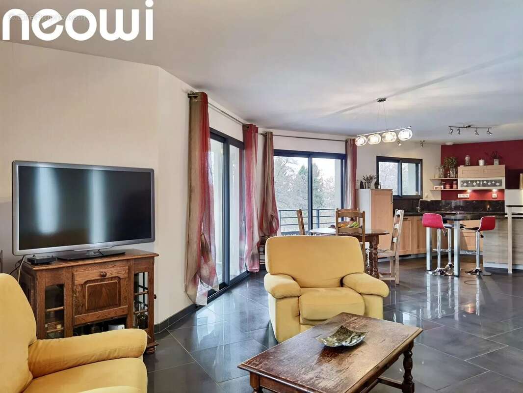 Maison à ARPAJON-SUR-CERE