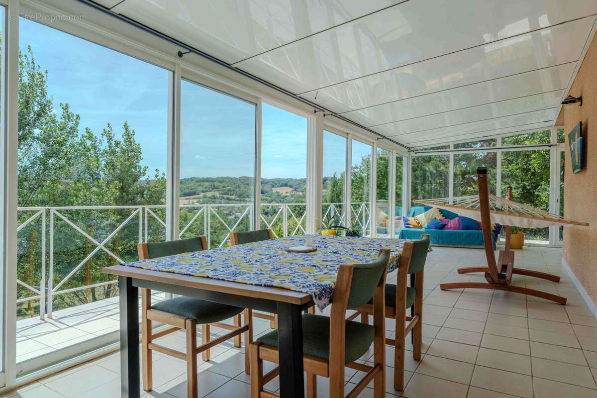 'Coline' Maison 5 chambres - garage- jardin - photo 12