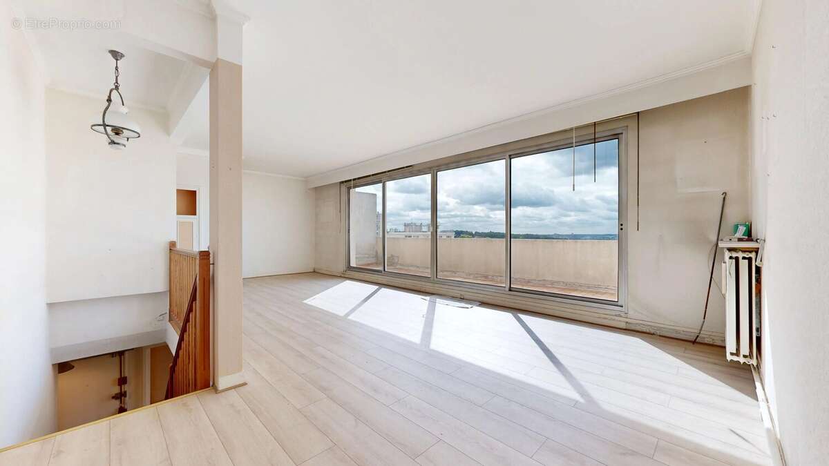 Appartement 116 m² à Gagny  - photo 3