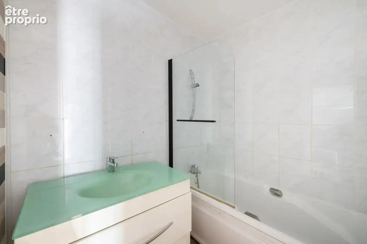 Appartement de 3 pièces de 79 m² situé à Marseille - photo 11