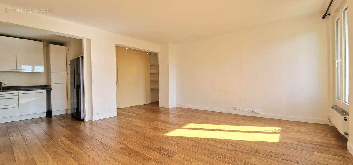 Centre-Ville - Appartement 4 Pièces - photo 4
