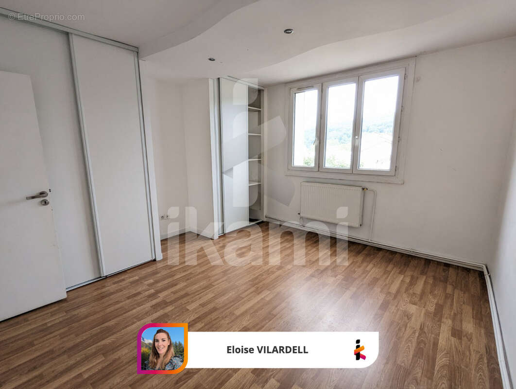 Appartement à LE PONT-DE-CLAIX