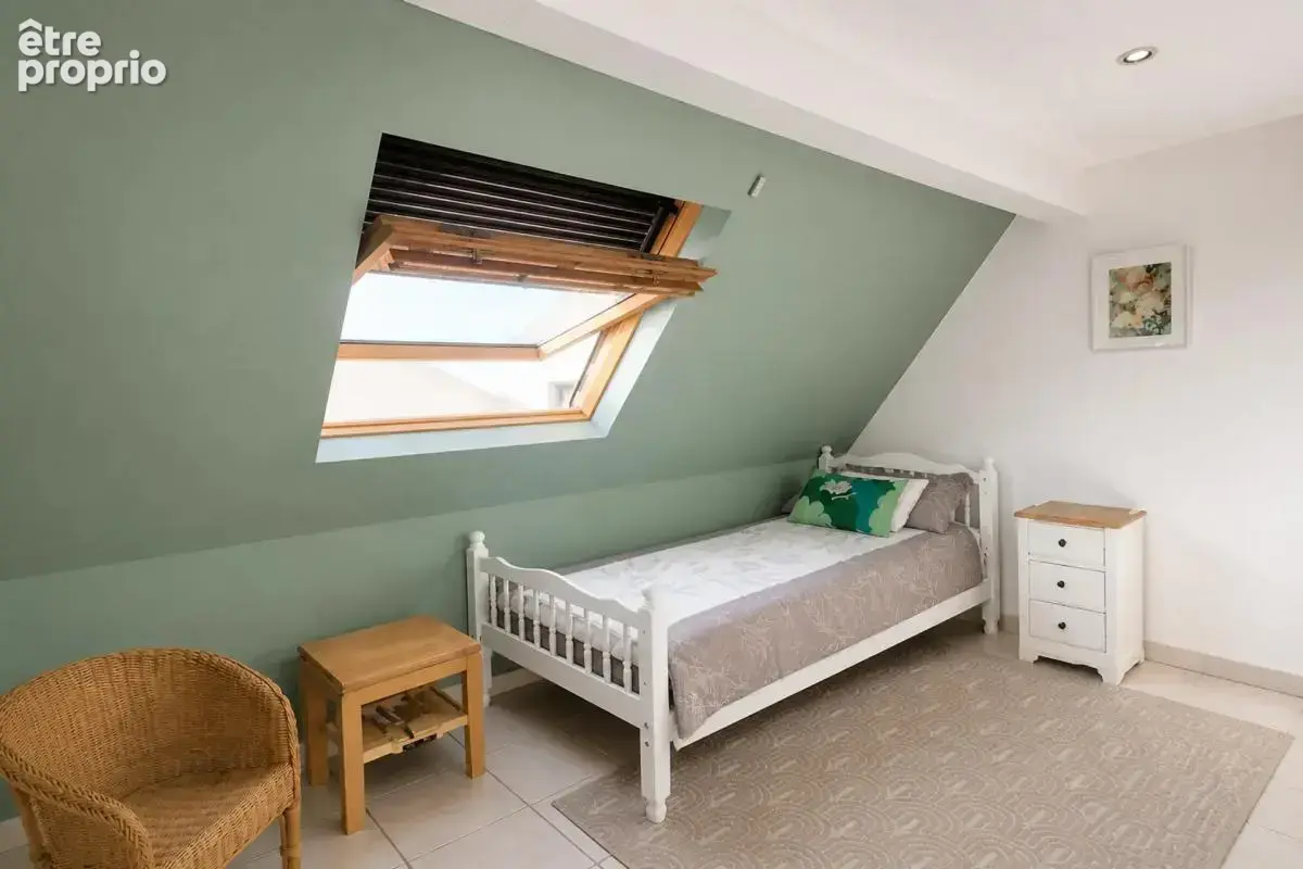 Maison de 5 pièces de 115 m²   située à Drancy - photo 6