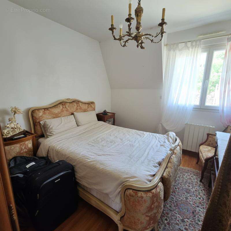 Pornic proche Centre -Appartement Duplex 3 chambres + parking privé - photo 8