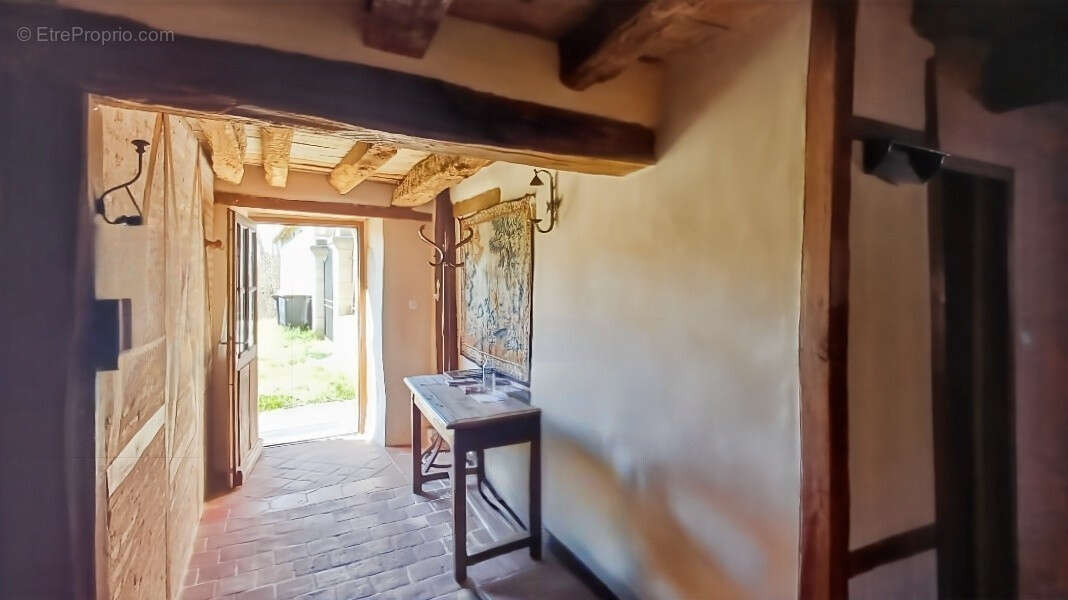 Maison à SAINT-GAULTIER