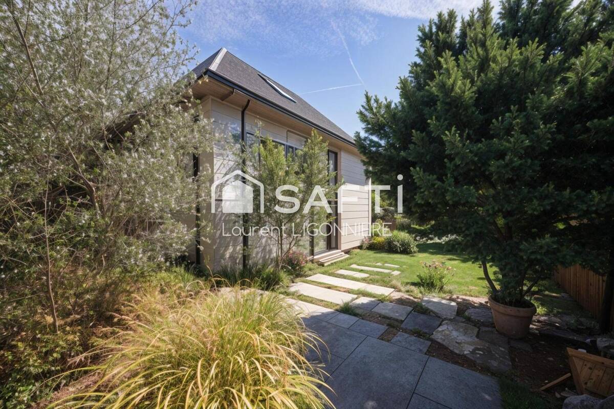 Photo 1 - Maison à MANDRES-LES-ROSES