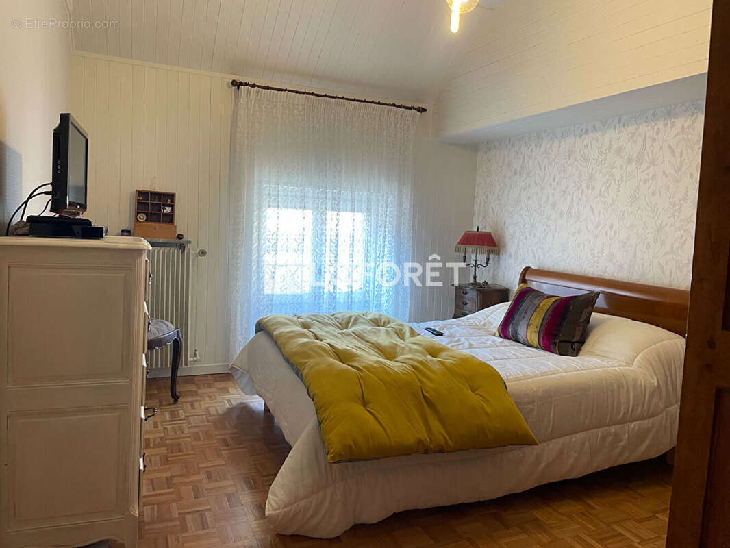 Maison à LONS-LE-SAUNIER