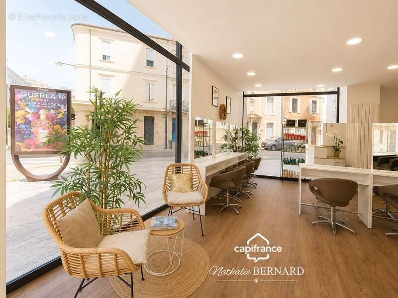 Salon de coiffure – emplacement d’angle – centre-ville d’agen - photo 4