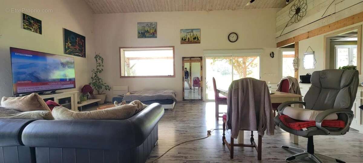 Maison à CASTELCULIER