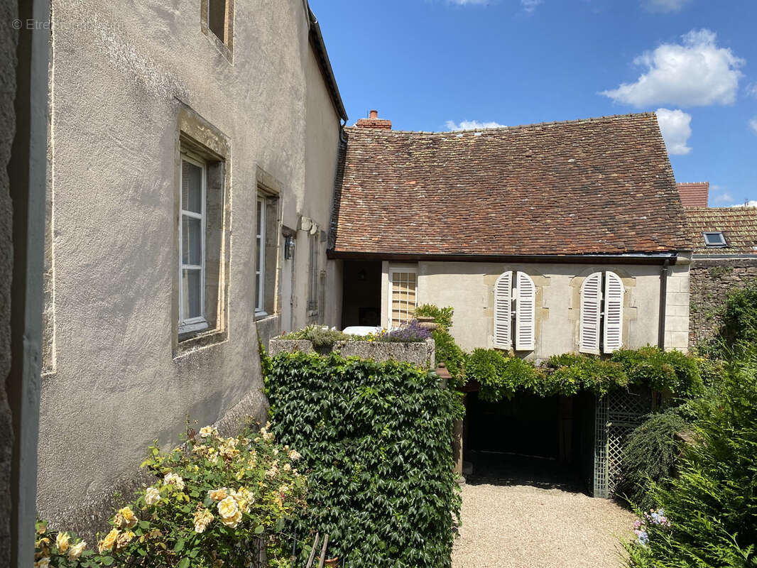 Maison à AUTUN
