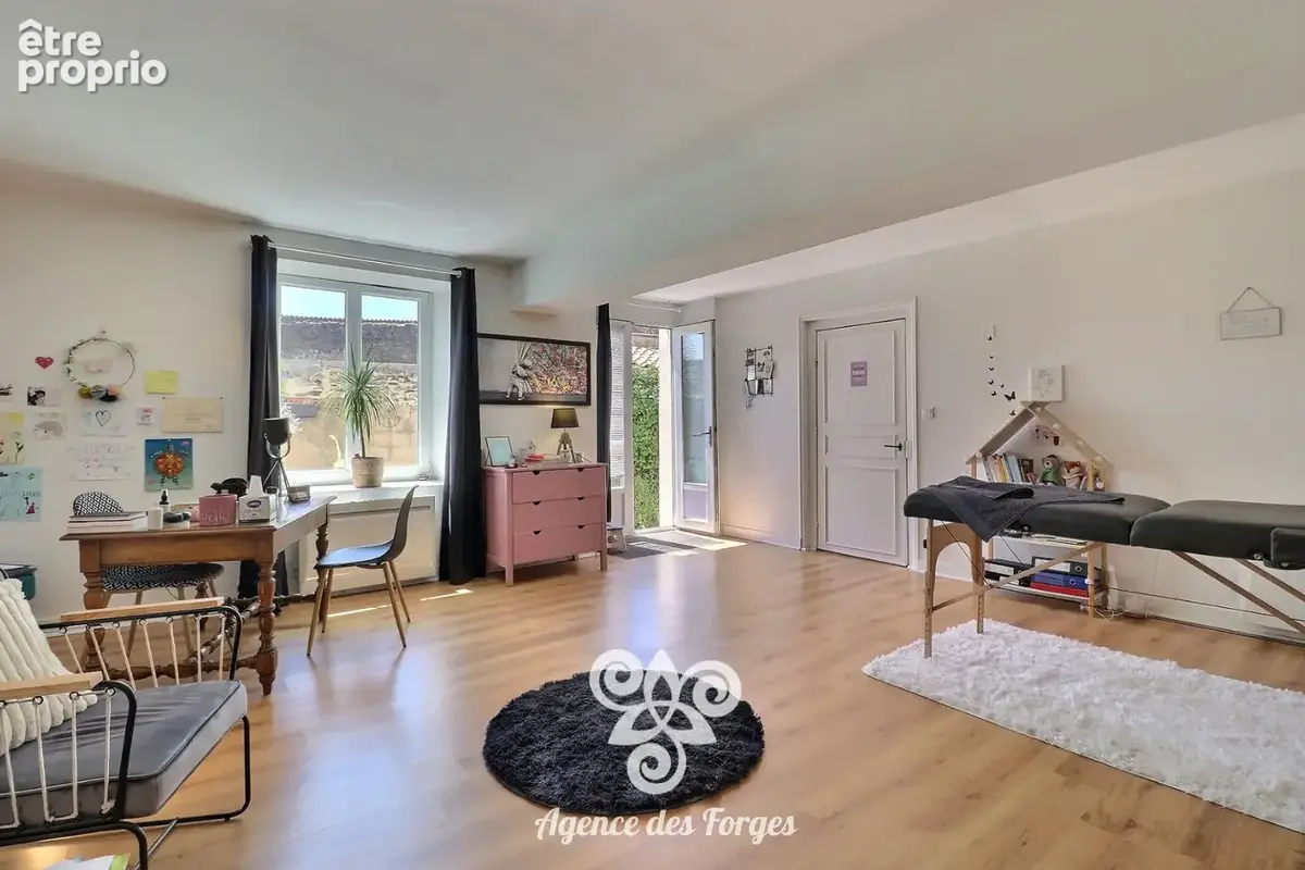 Maison de bourg de 173 m2 / 4 chambres / Beaupréau - photo 7