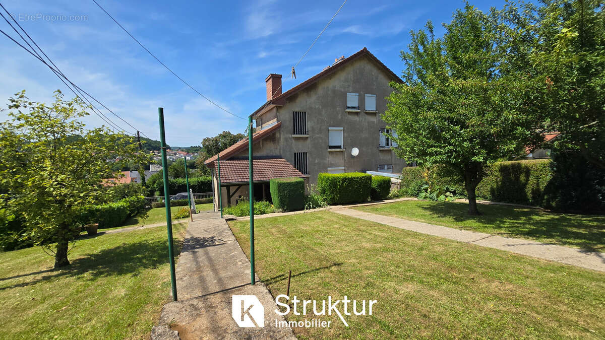 Maison à AUDUN-LE-TICHE