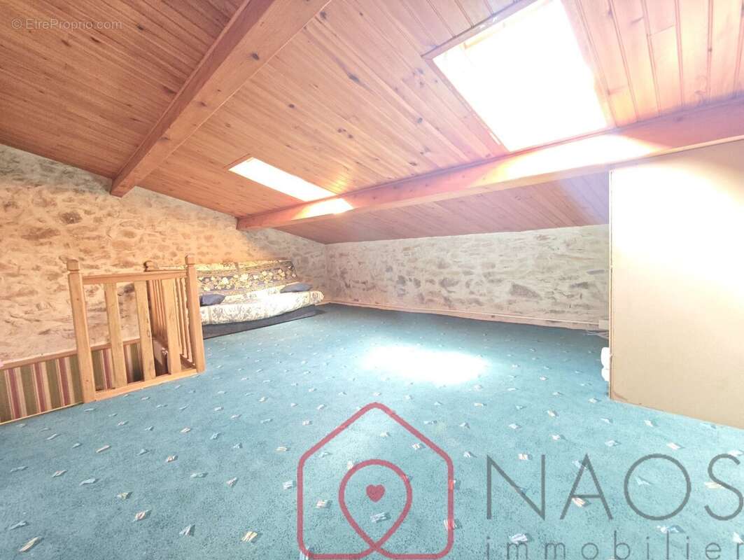 Maison à SAINT-CHINIAN