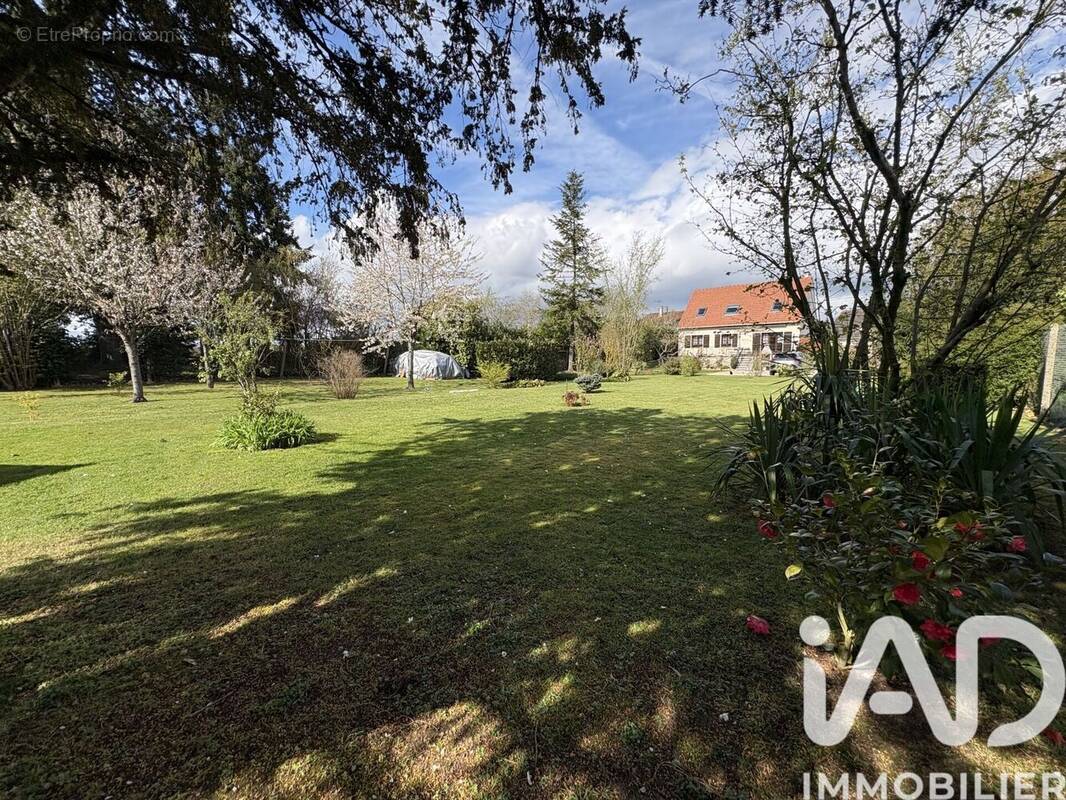 Photo 1 - Maison à SAINT-FARGEAU-PONTHIERRY