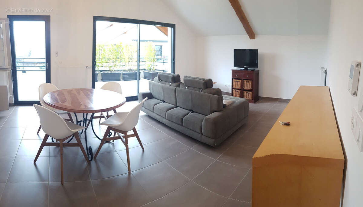 Appartement à ORNEX