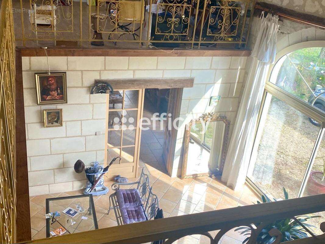 Maison à LA CHAPELLE-SUR-LOIRE