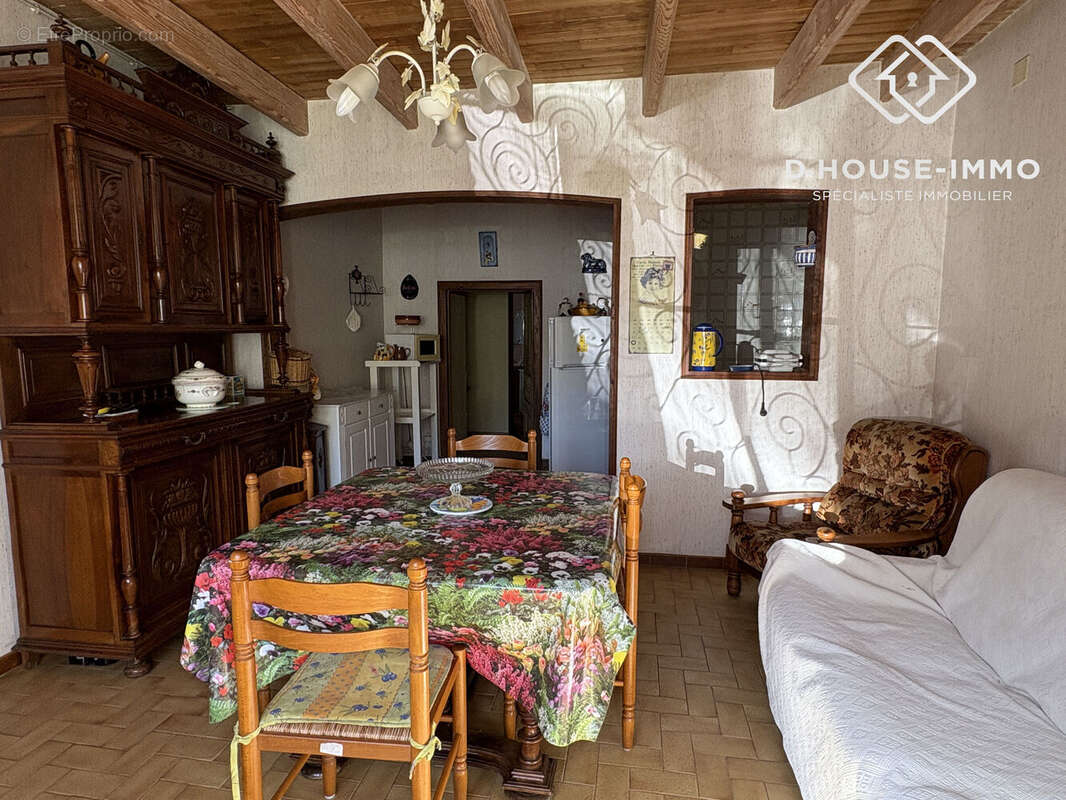 Maison à MILHAC-DE-NONTRON