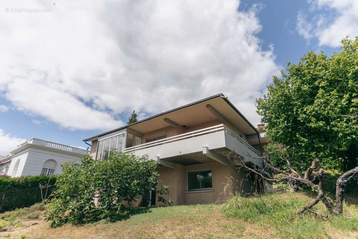 Maison à CLERMONT-FERRAND