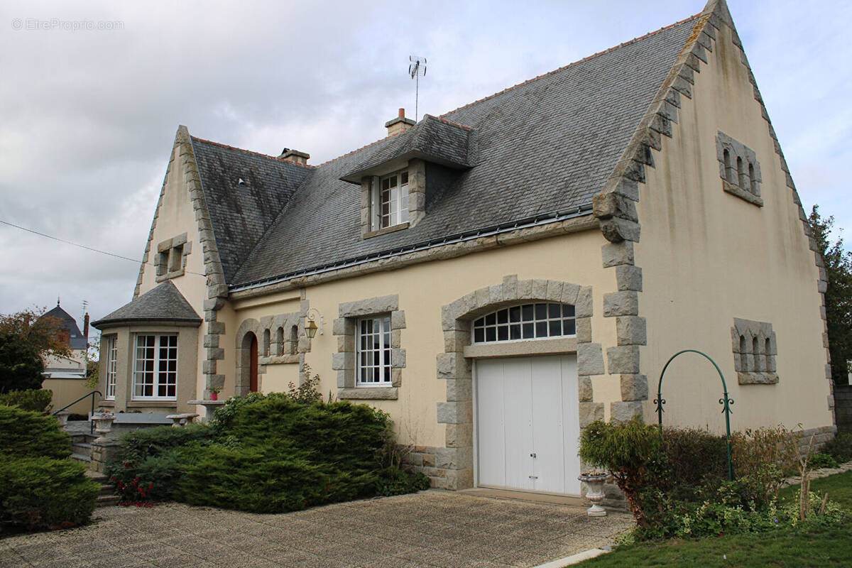 Maison à LA GUERCHE-DE-BRETAGNE