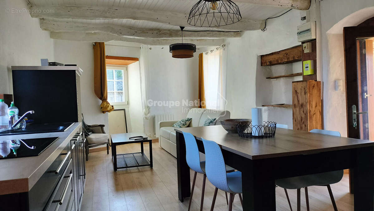 Maison de village en pierre 42 m2 avec jardinet - photo 2