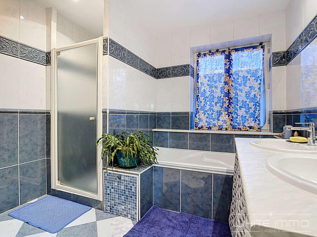 'sous l'olivier' - vente en exclusivite, chaponost, maison ancienne 171 m2, terrain 768 m2, piscine, dependanc - photo 12