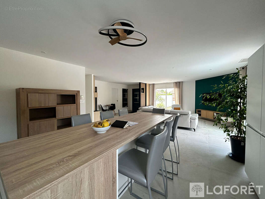 Maison à GUJAN-MESTRAS