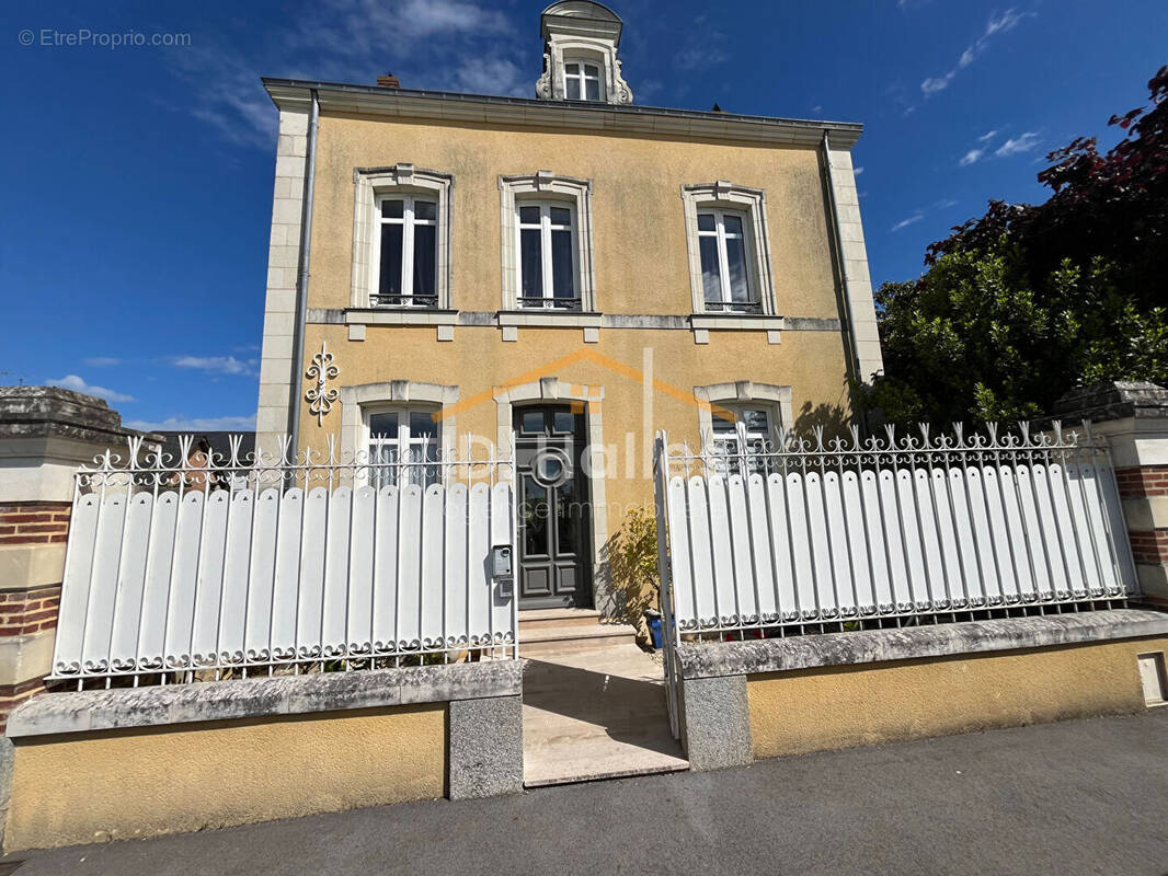 Maison à CRAON