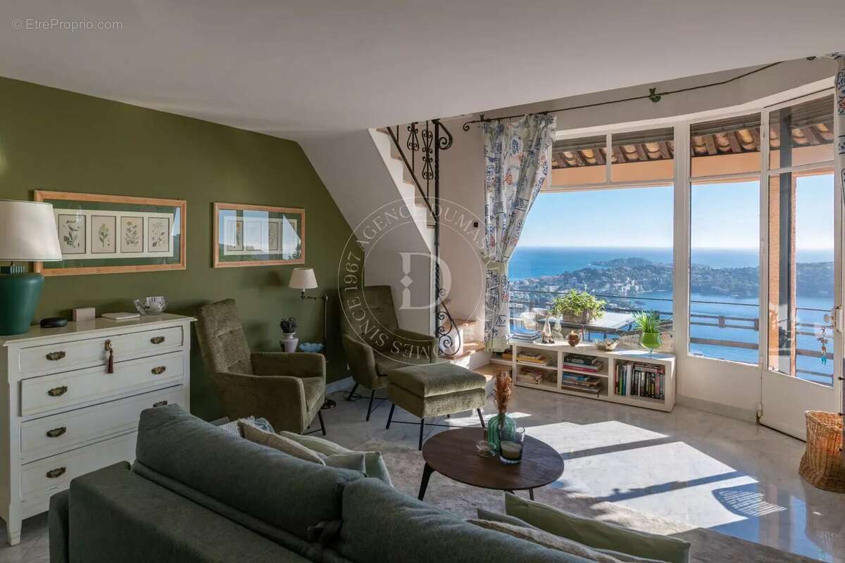 Appartement à VILLEFRANCHE-SUR-MER