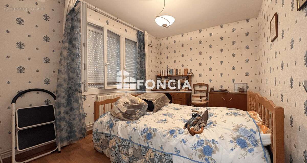 Appartement à CORMELLES-LE-ROYAL