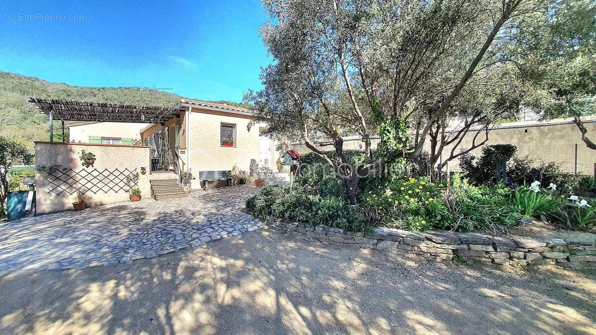 Maison 119 m² - plein sud - 3 chambress - terrain 990 m² - vue exceptionnelle - photo 4