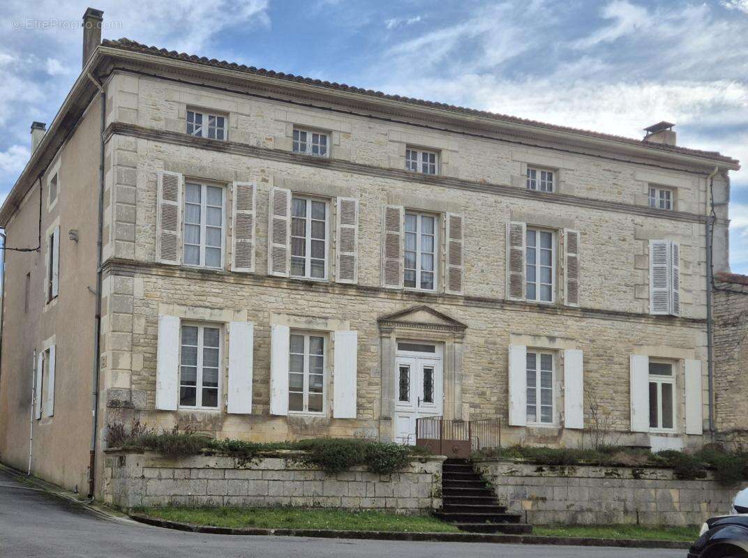 Propriété de caractère - photo 19