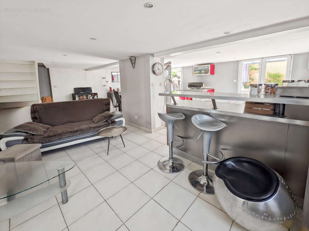 Maison à VILLEFRANCHE-SUR-SAONE