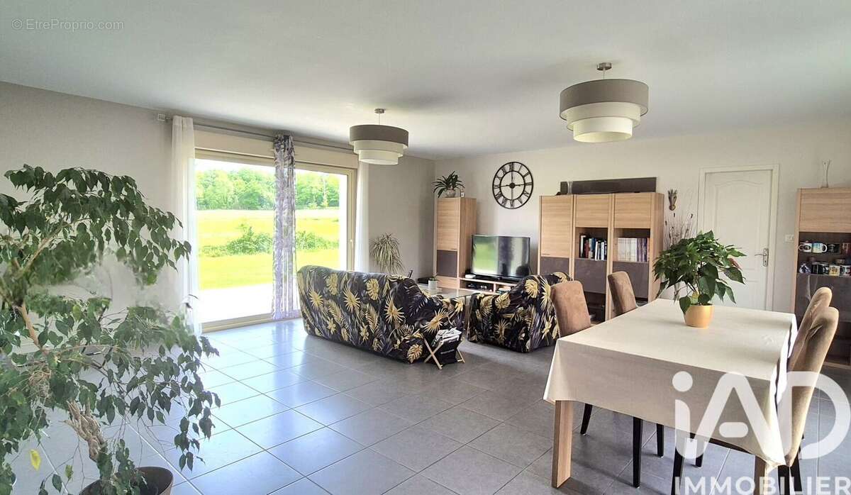 Photo 2 - Maison à FEYTIAT