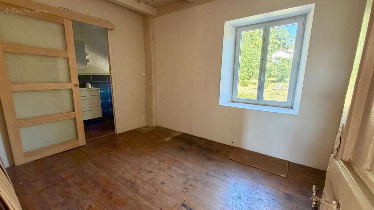 Maison À Vendre - Montferrat 116 m2 - 3 chambres et jardin - photo 12