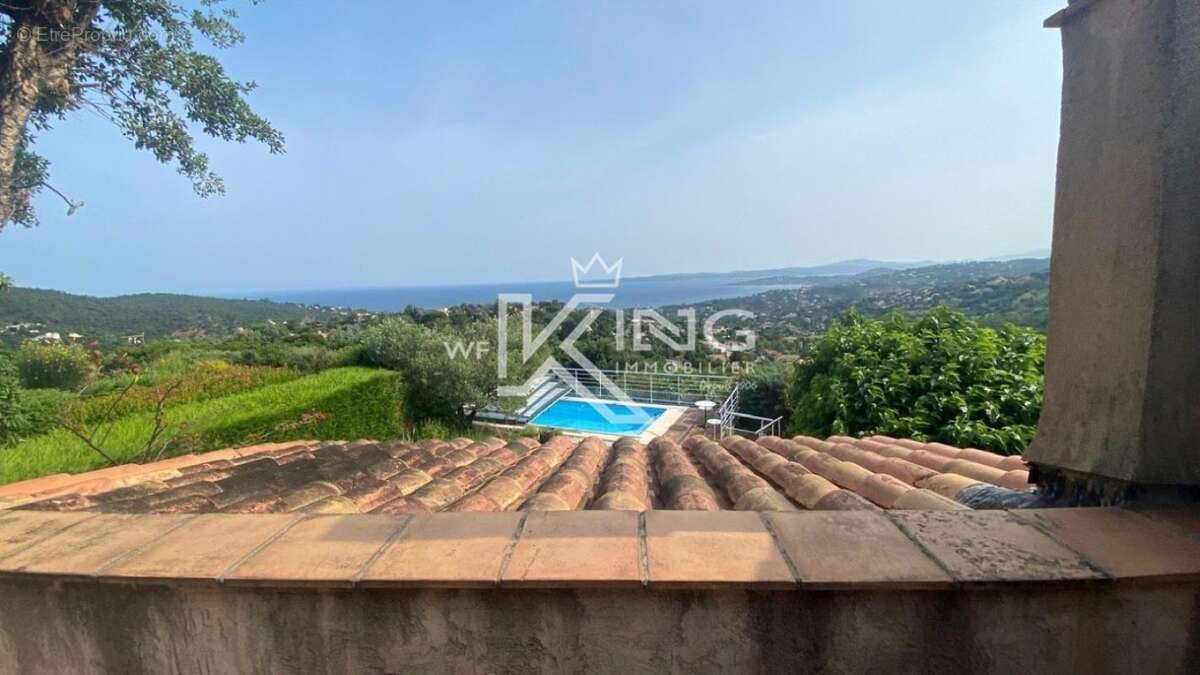 Maison à LES ISSAMBRES