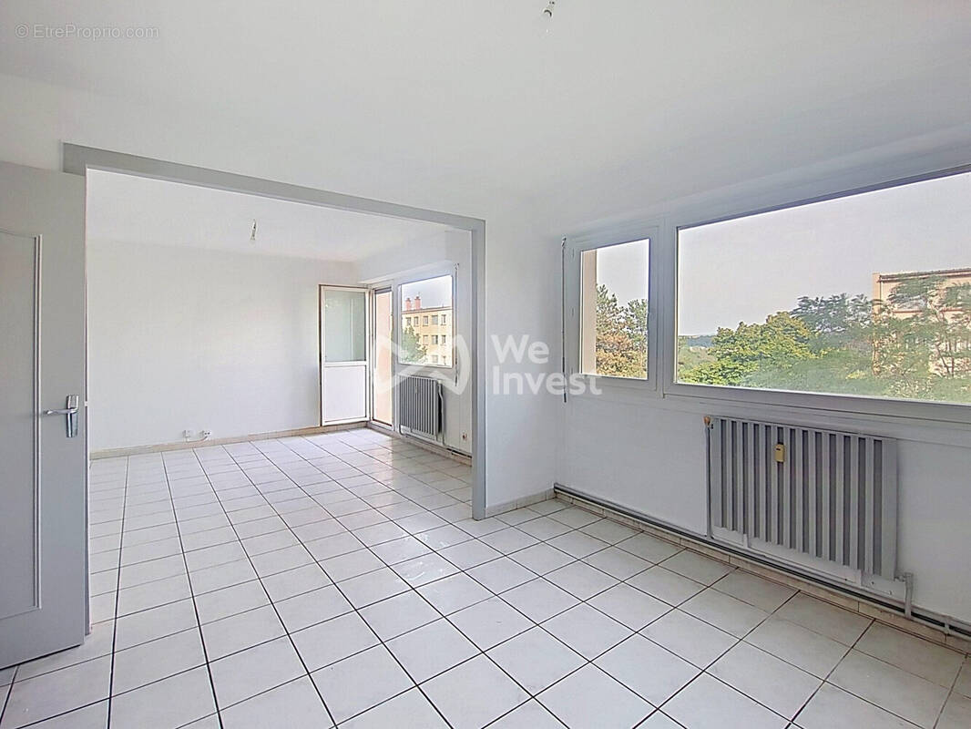 Appartement à IRIGNY