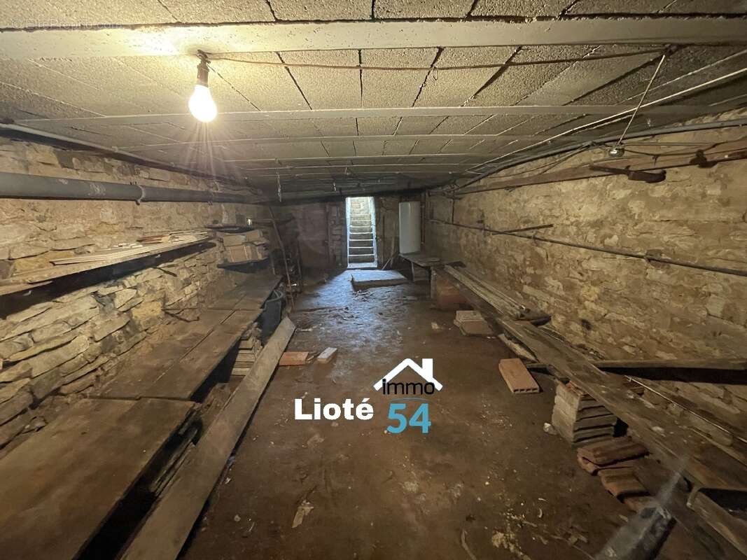 Maison à EINVILLE-AU-JARD