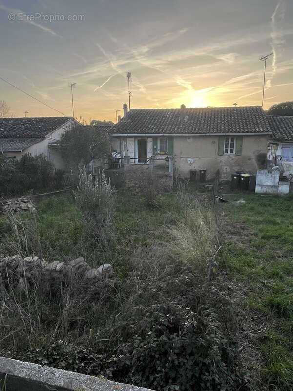 Maison à LE CASTELLET