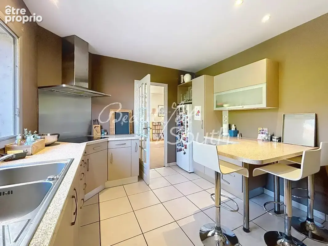 Maison de plain pied à Perpignan avec piscine et confort moderne - photo 8