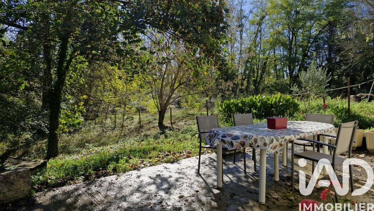 Photo 2 - Maison à CASTILLON-LA-BATAILLE