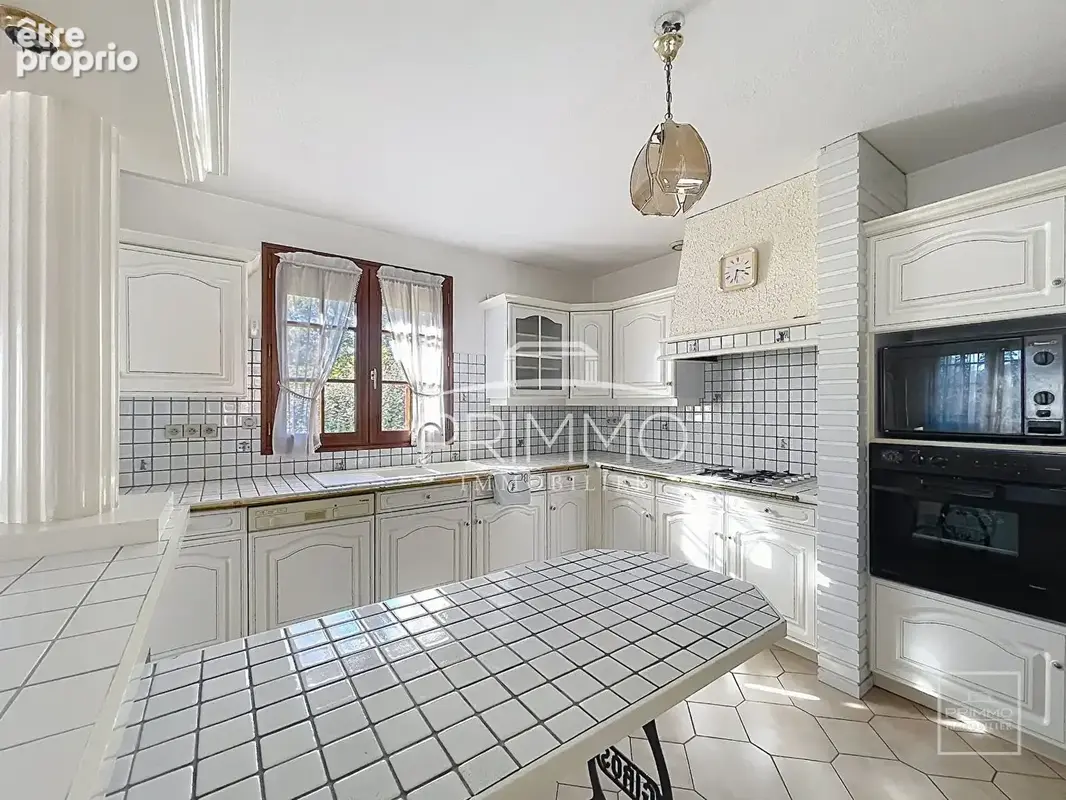 Caluire-et-cuire ? crépieux ? maison familiale 146 m² ? terrain 830 m² ? sous-sol complet de 100 m² - photo 8