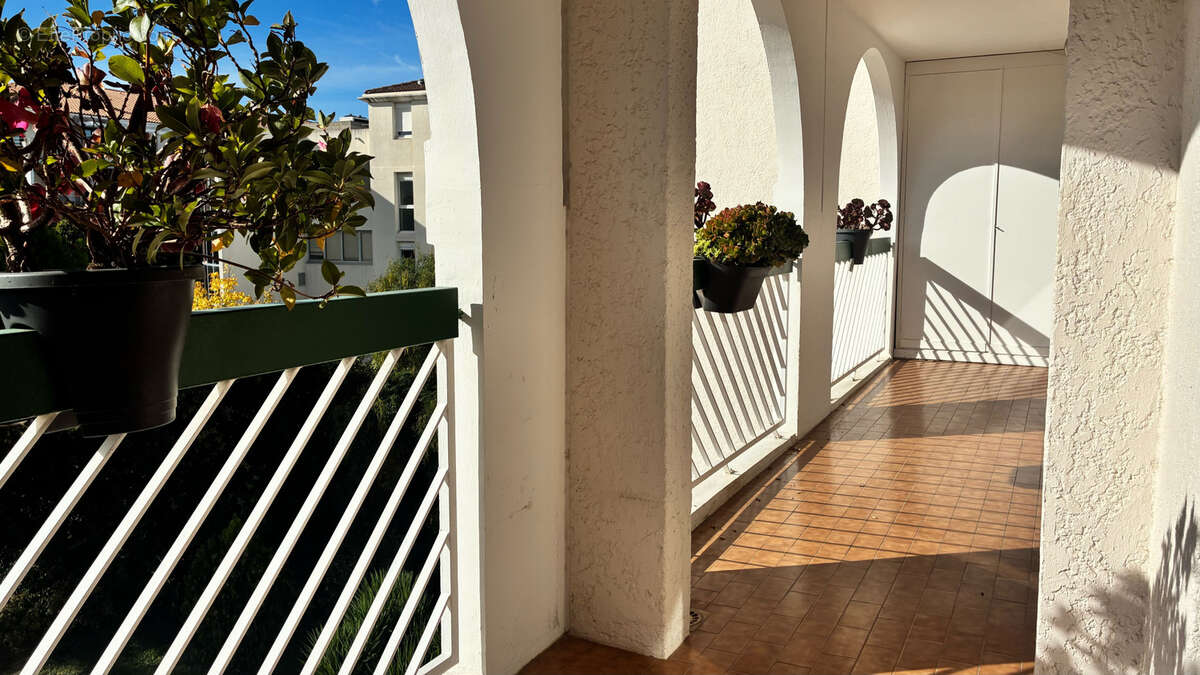 Appartement à MARSEILLE-8E