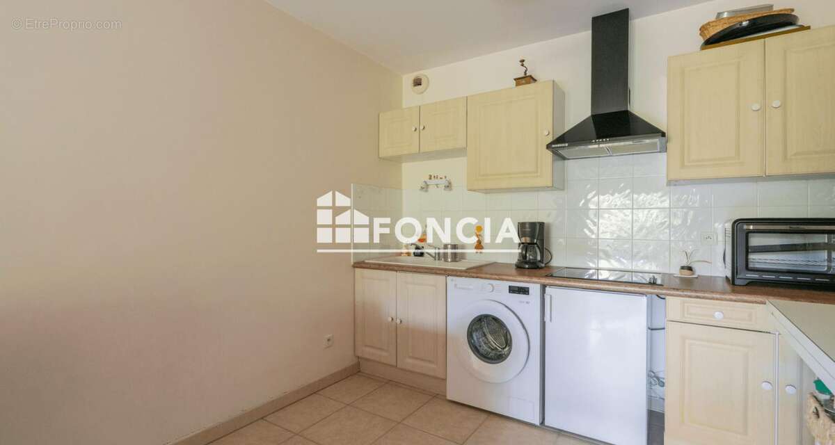 Appartement à MARSEILLE-9E